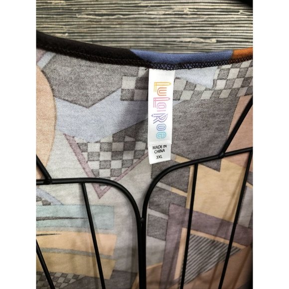 Lula Rose Short Sleeve Top 3X - Picture 3 of 5